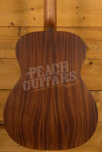 Larrivee OM Simple 6 Burst