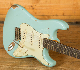 Fender Custom Shop LTD '60 Strat Relic Faded Aged Daphne Blue