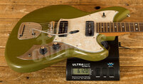 Novo Select Serus J | Uffington Green - Aged Pearloid Pickguard