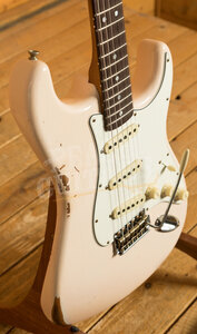 Fender Custom Shop Limited Edition 1964 Stratocaster Relic | Super Faded Aged Shell Pink