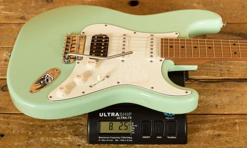 Suhr Classic Pro Peach LTD - HSS Roasted Maple Surf Green