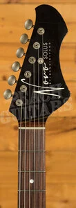 Novo Nucleus Solus M1 | Uffington Green - Black Pickguard