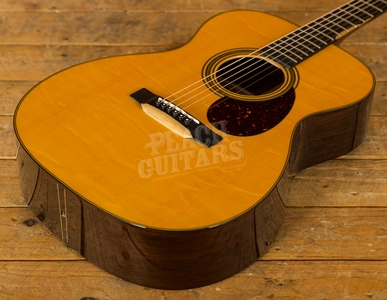 Martin Custom Shop 000-14 Fret Madagascan Rosewood & Koa