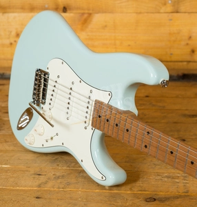 Suhr Classic Pro Peach LTD - SSS Roasted Maple Sonic Blue