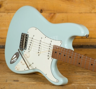 Suhr Classic Pro Peach LTD - SSS Roasted Maple Sonic Blue