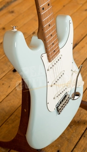 Suhr Classic Pro Peach LTD - SSS Roasted Maple Sonic Blue