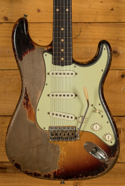 Fender Custom Shop 61 Strat Ultra Relic Dale Wilson Masterbuilt
