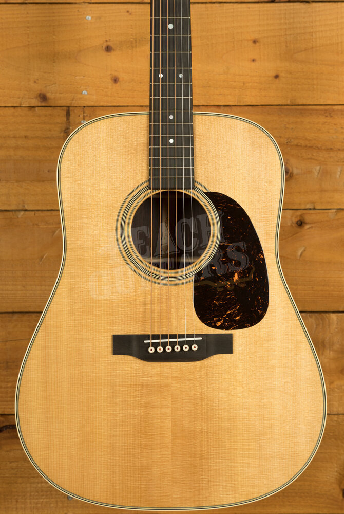 Martin Standard Series | D-28 - Peach Guitars