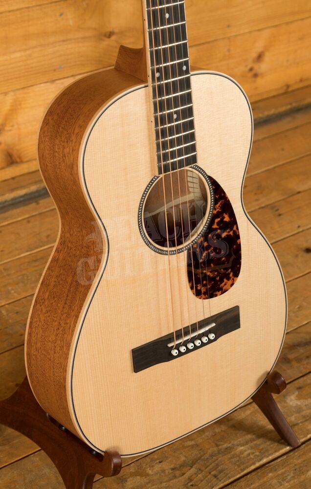 Larrivee P 03 Peach Guitars