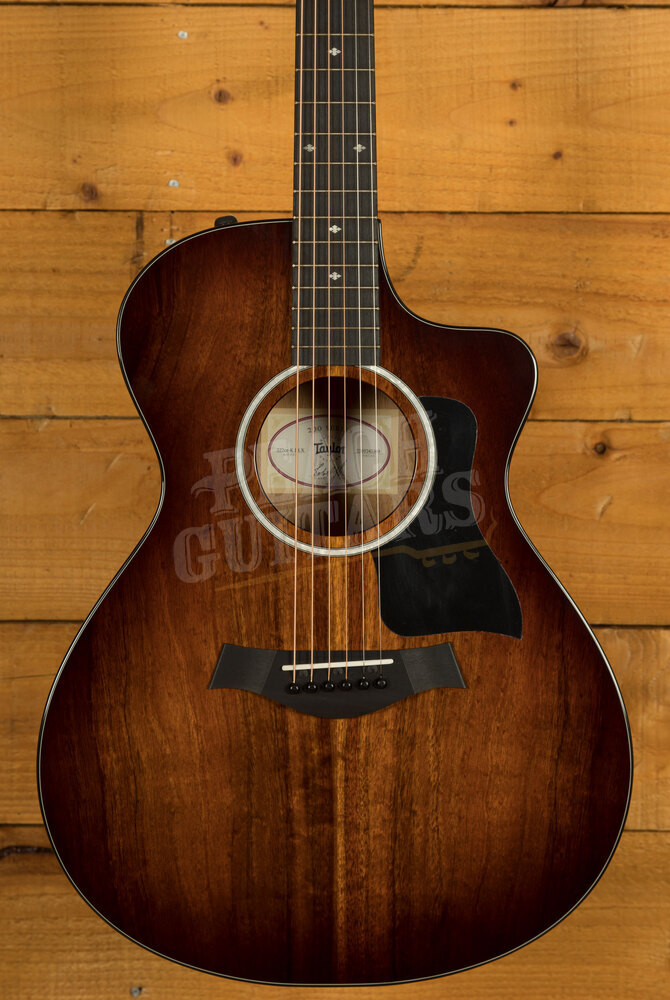 Taylor 224ce deluxe koa store grand auditorium