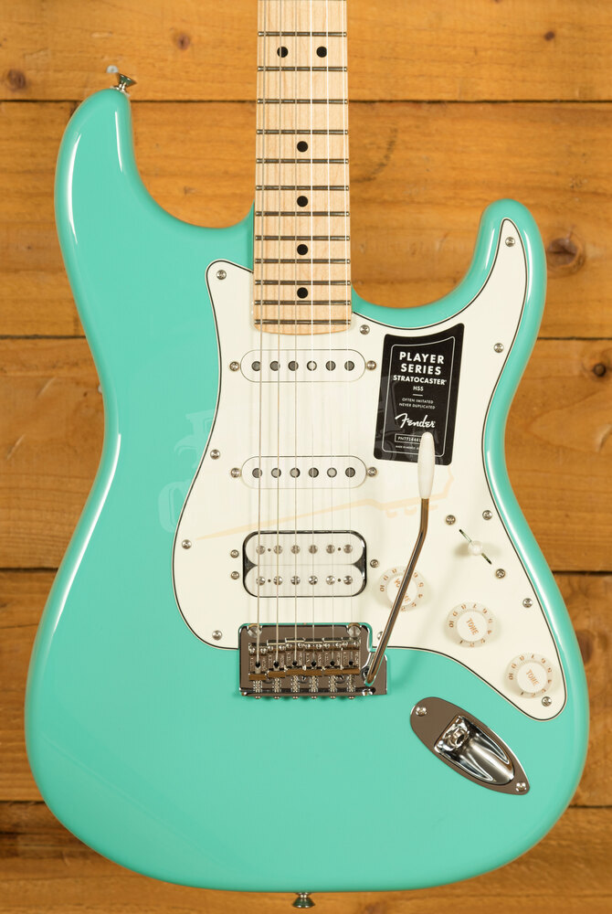 Fender Player Stratocaster HSS | Maple - Sea Foam Green