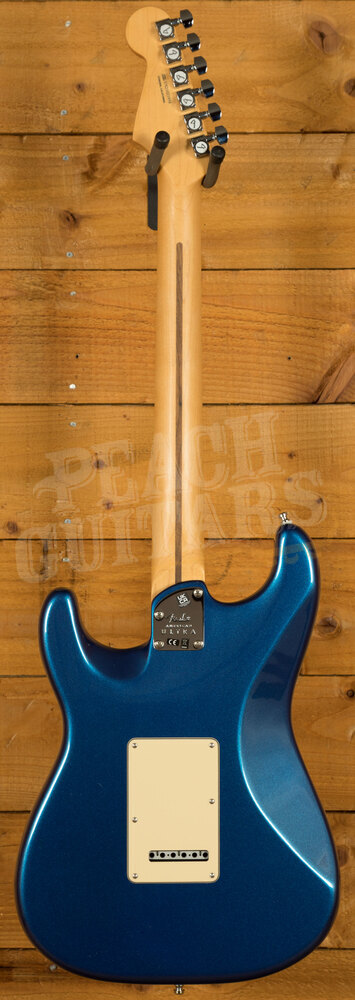 Fender American Ultra Stratocaster | Maple - Cobra Blue - Peach