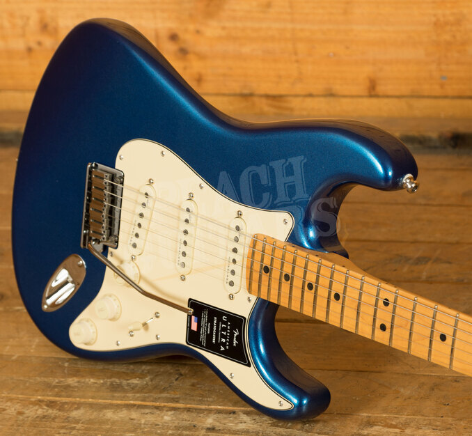 Fender American Ultra Stratocaster | Maple - Cobra Blue