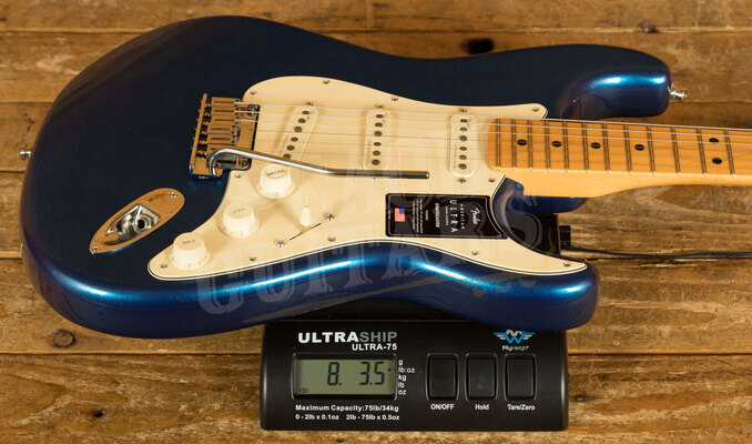 Fender American Ultra Stratocaster | Maple - Cobra Blue