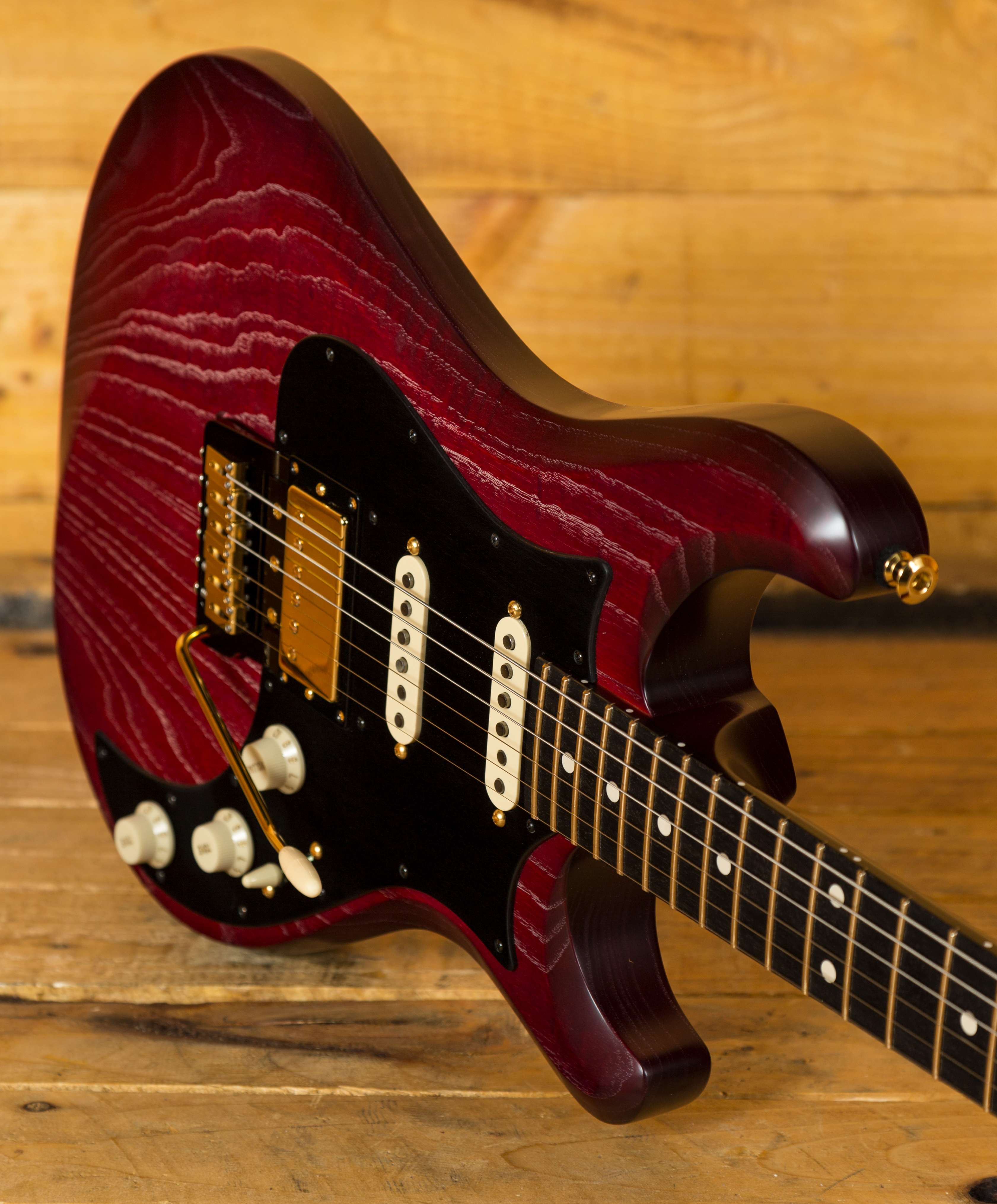 Knaggs Chesapeake Severn X Tier 3 HSS with Trem Red Drift Knaggs Chesapeake Severn X Tier 3 HSS with Trem Red Drift