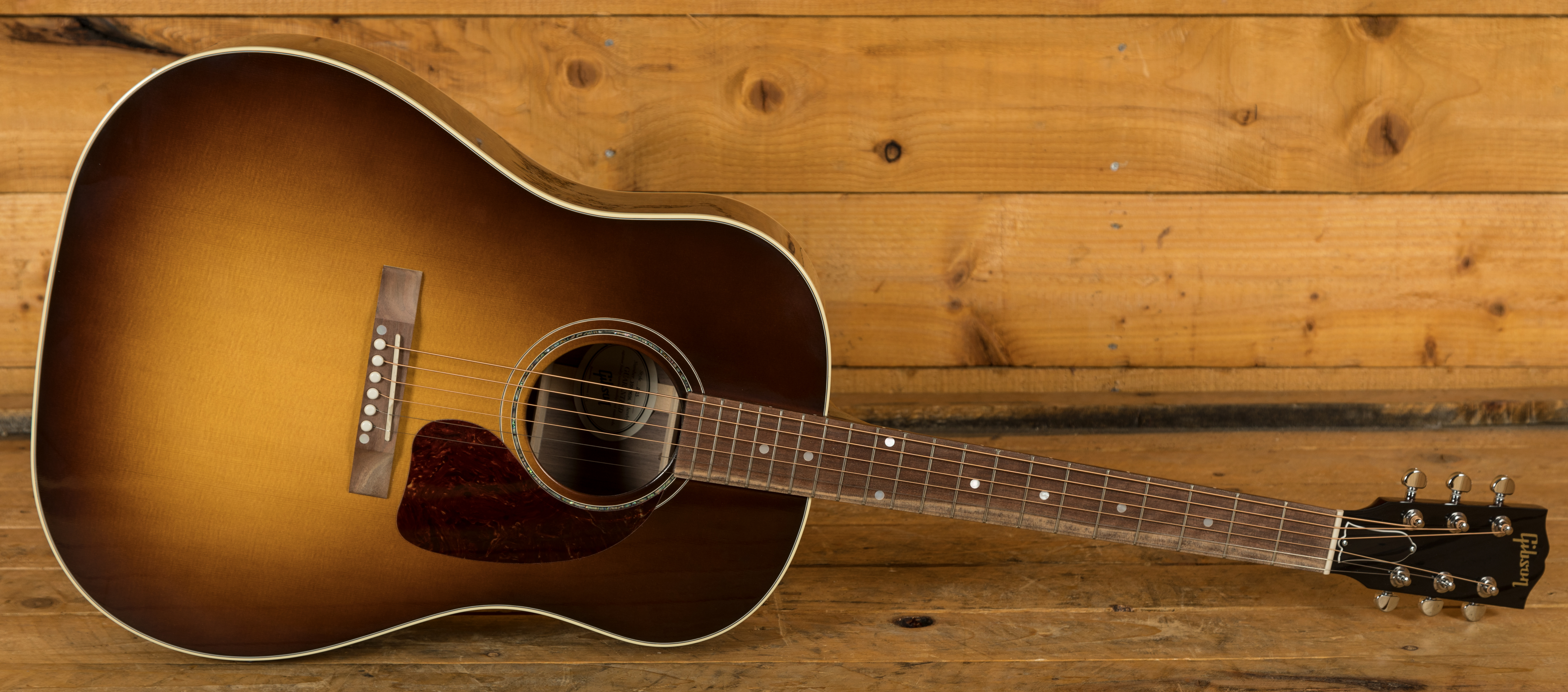 Guitars > Acoustic Guitars > Gibson J-15 Walnut Burst